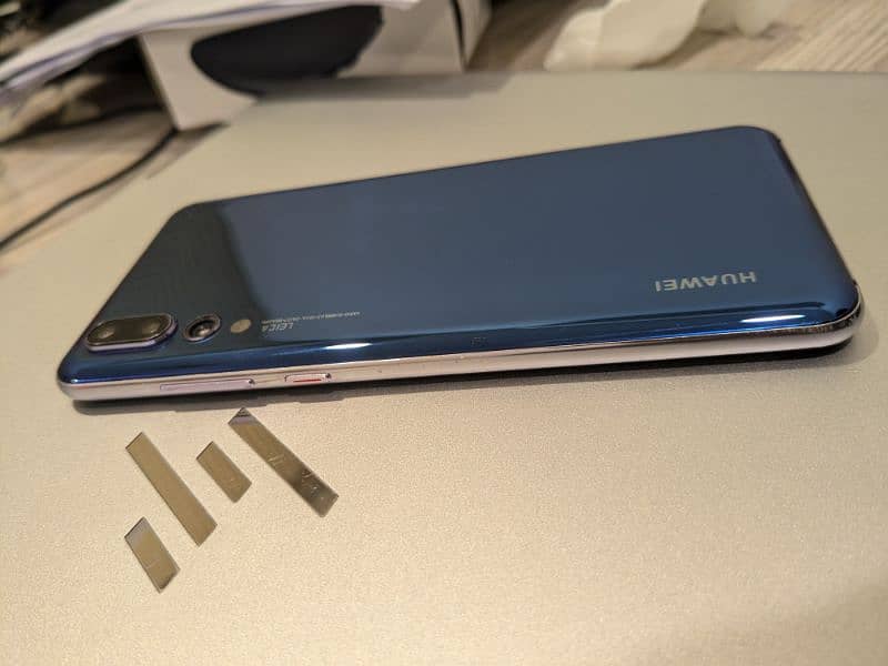 Huawei P20 pro 6/128 for sale 1