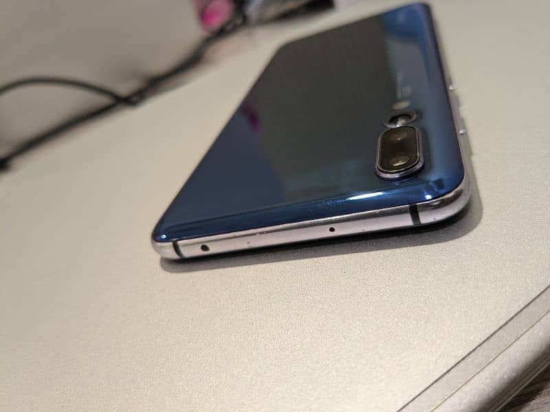 Huawei P20 pro 6/128 for sale 5