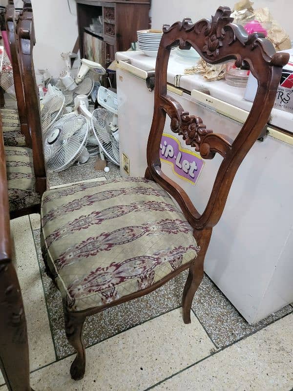 chinyooti wooden table and six chairs for sale in good condition 1