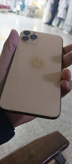 IPhone 11 Pro Max Golden Colour