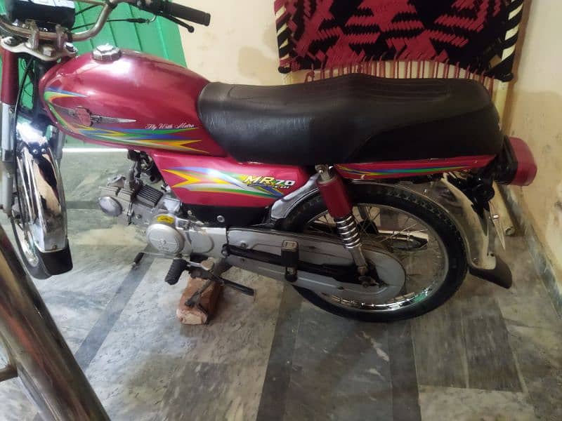 good condition metro 70 for urgent sale 8