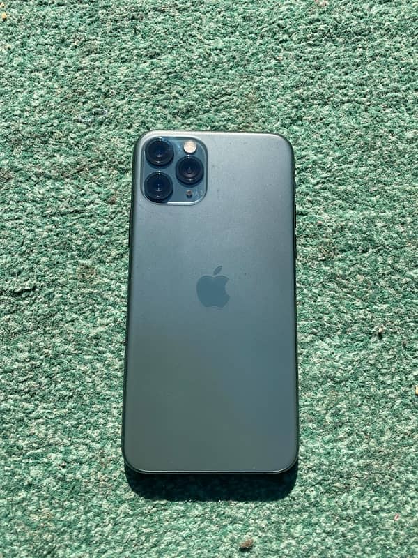 iphone 11 pro 2