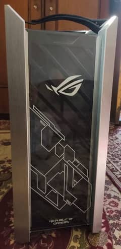 Asus Helios gaming case