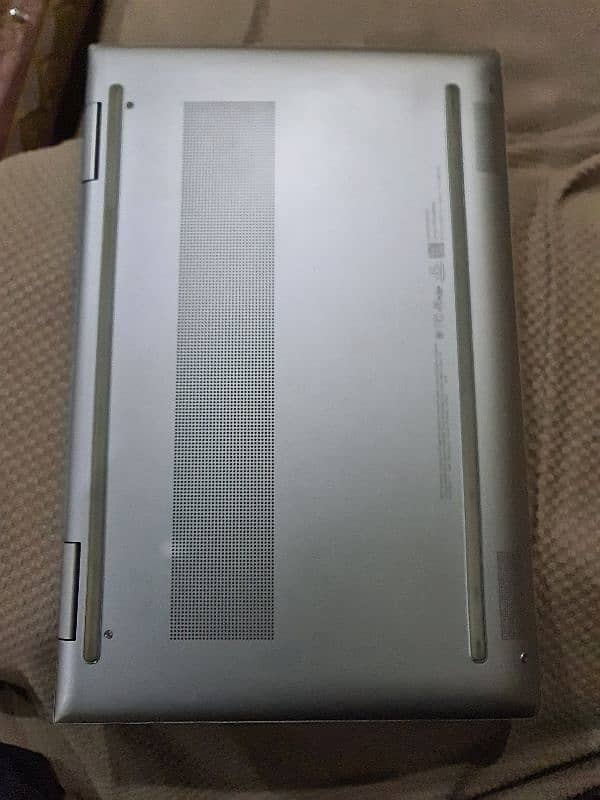 Selling x360 ENVY LAPTOP HP 1