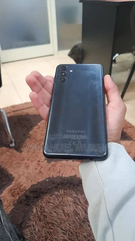 Samsung galaxy A04s 1