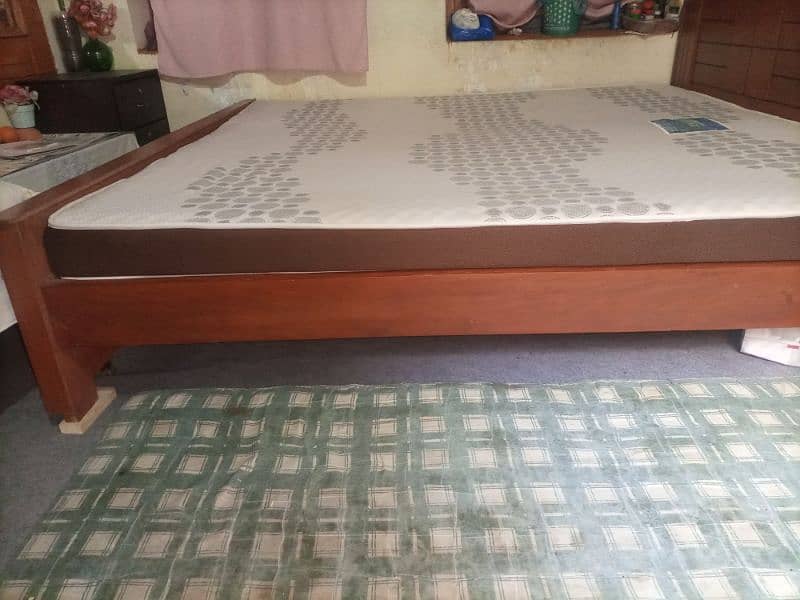 new wooden king size Bed With Diomond Medicated Matteres for sale 4