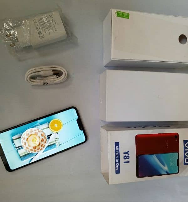 smartphone vivo y81 (6/128] complete Box Brand new 1