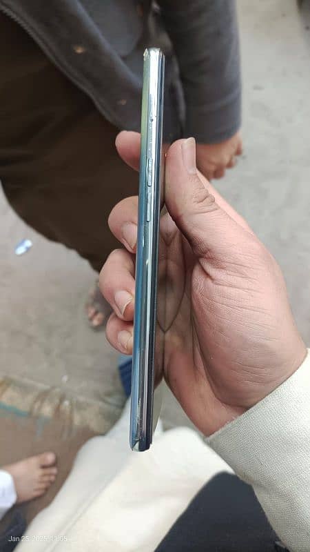 OPPO Reno 6 4g 8gb 128gb with box and original charger 3