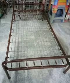 Bed / iron bed / single bed / folding iron bed / bed at whole sale