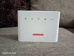 Huawei | B310s-927 4G 150Mbps LTE CPE WiFi Router Unlocked.