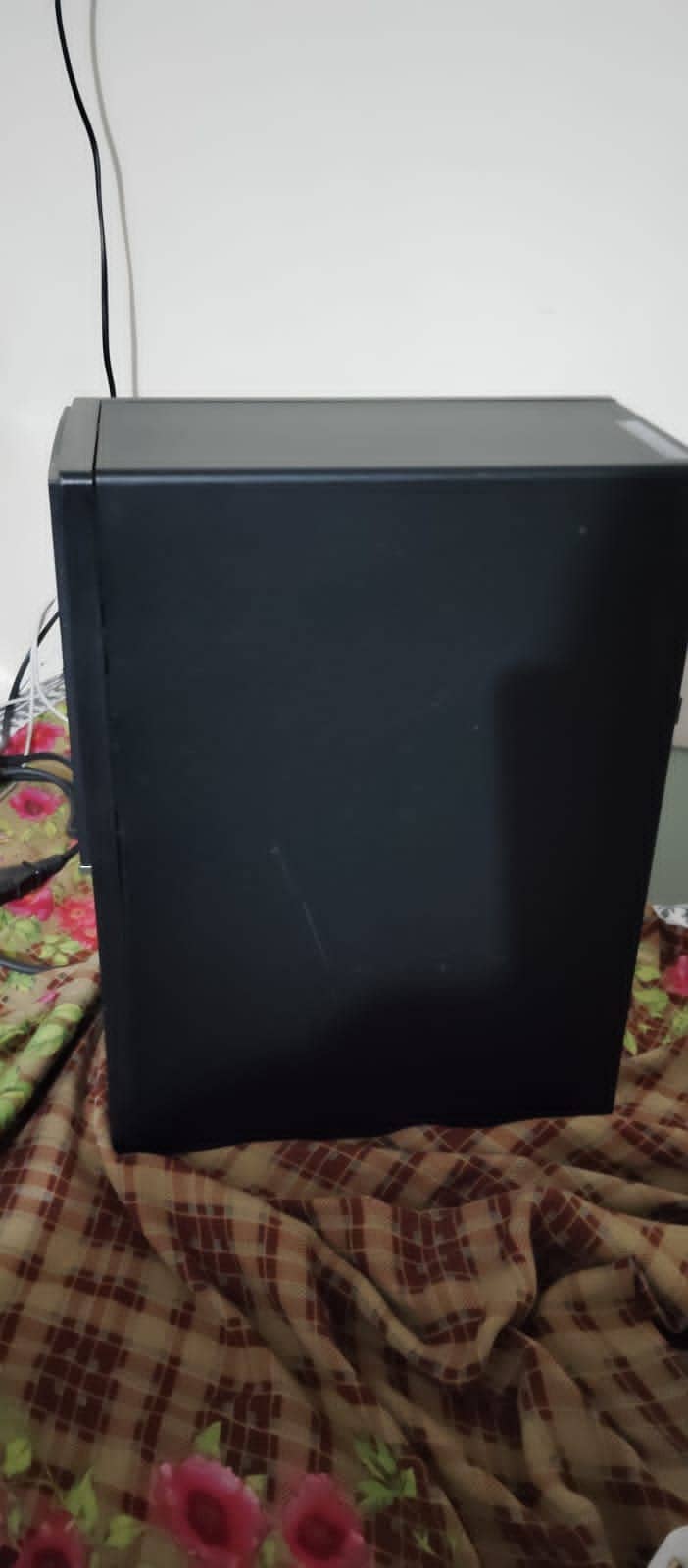 Lenovo V530 Tower, i5 9th Generation, 8GB RAM, 256GB SSD. 4