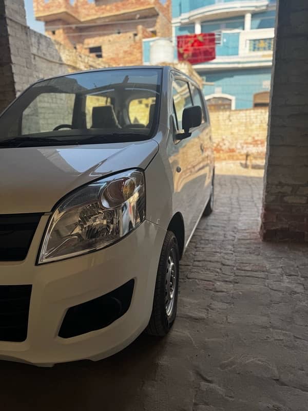 Suzuki Wagon R 2024 vxr 3