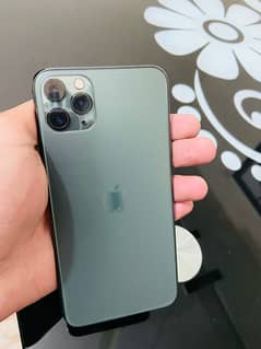 iphone 11 pro max | jab sa bhir sa aya ha sims chal rhi ha 2sal hogya