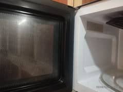 microwave oven