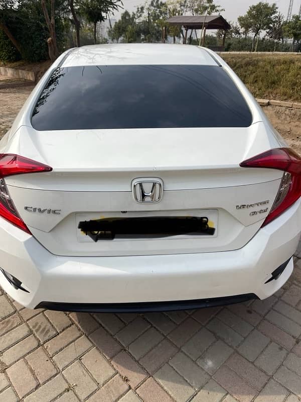 Honda Civic Oriel 2018 7