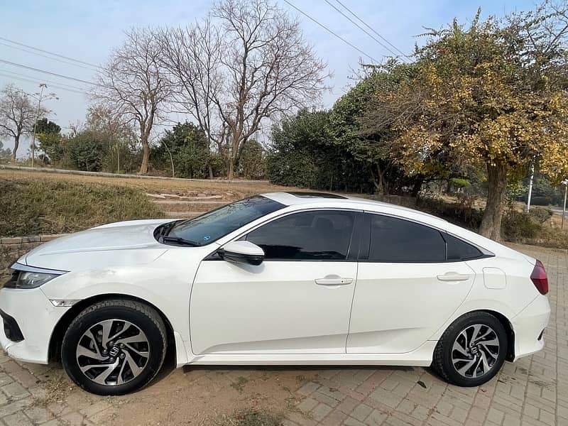 Honda Civic Oriel 2018 16