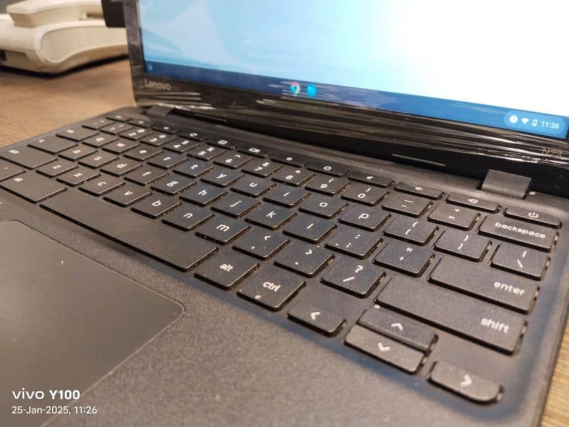 Chrome Book N23 8