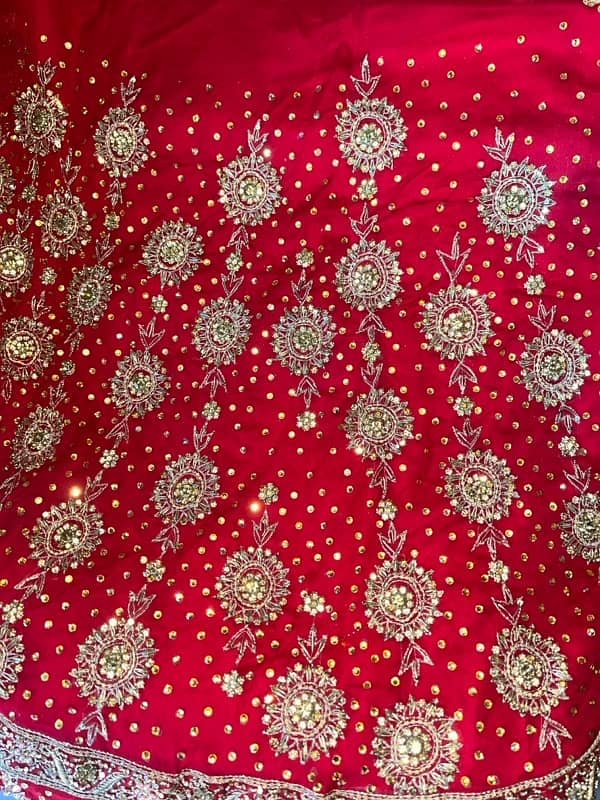 bridal lehnga for urgent sale 3