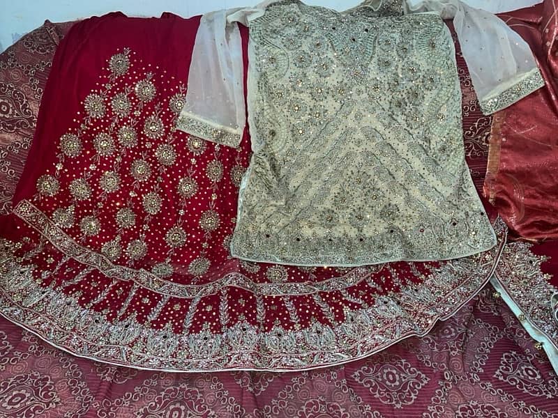 bridal lehnga for urgent sale 4