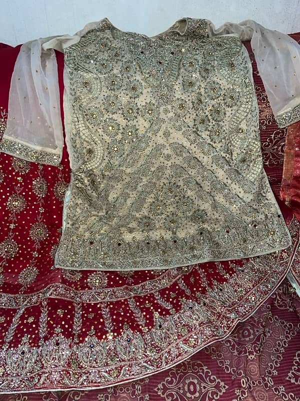 bridal lehnga for urgent sale 5