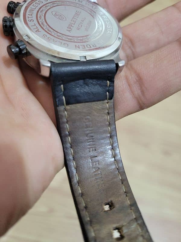 Original watch with genuine leather straps 4