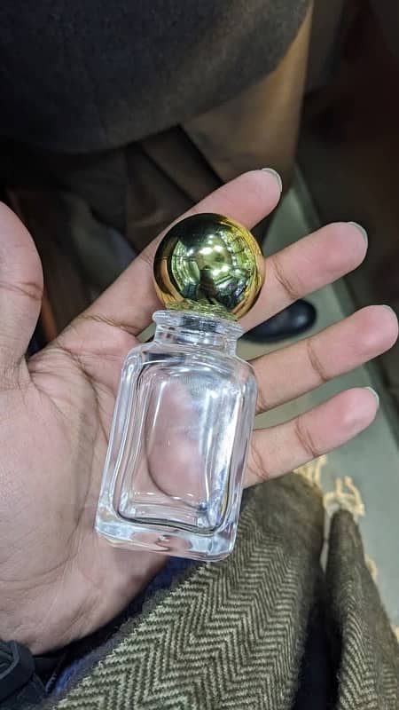 perfume bottles 0