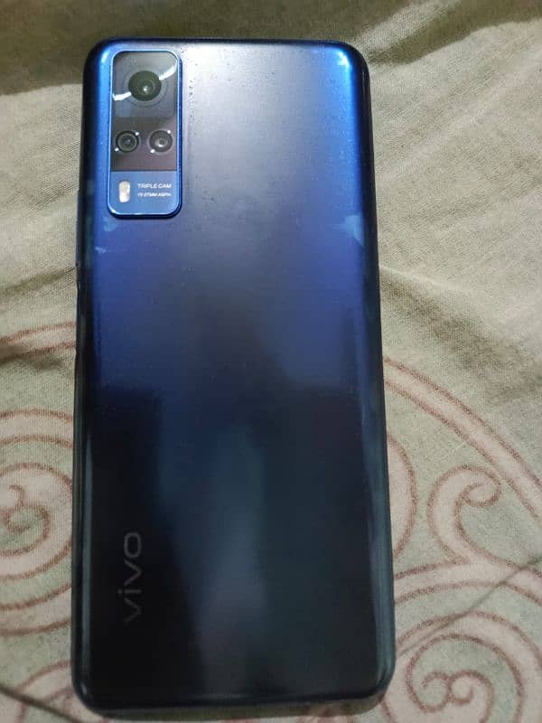 vivo y51 hai box bhi  8/128 hai PTA approved hai 4