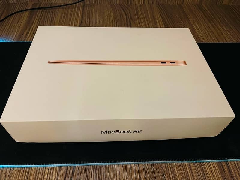 Macbook Air M1 2020 13.3 inch 8Gb/256Gb SSD 1