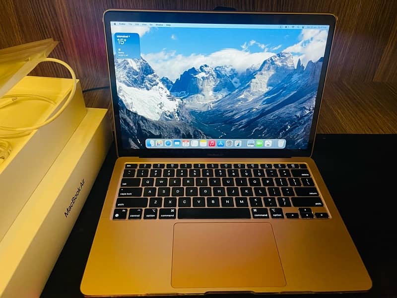 Macbook Air M1 2020 13.3 inch 8Gb/256Gb SSD 4