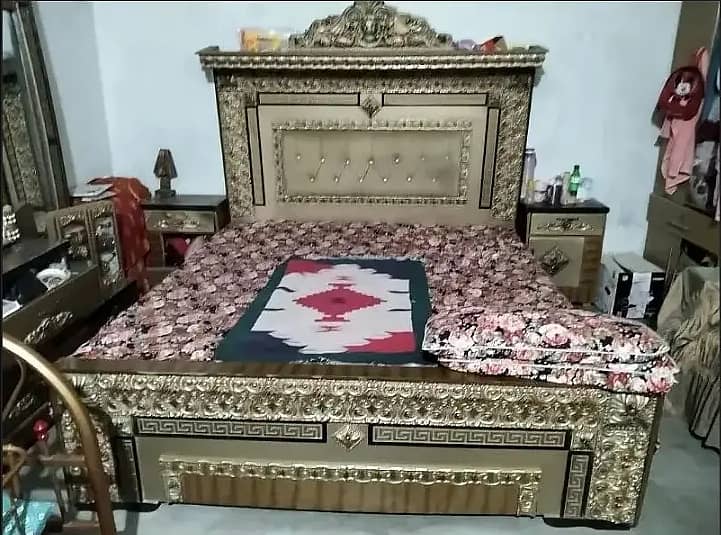 King bed wooden made good working condition 03/2/9/8/1/6/4/9/3/2 0