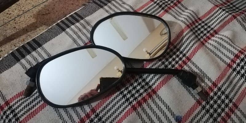 Honda 125 original mirror 1