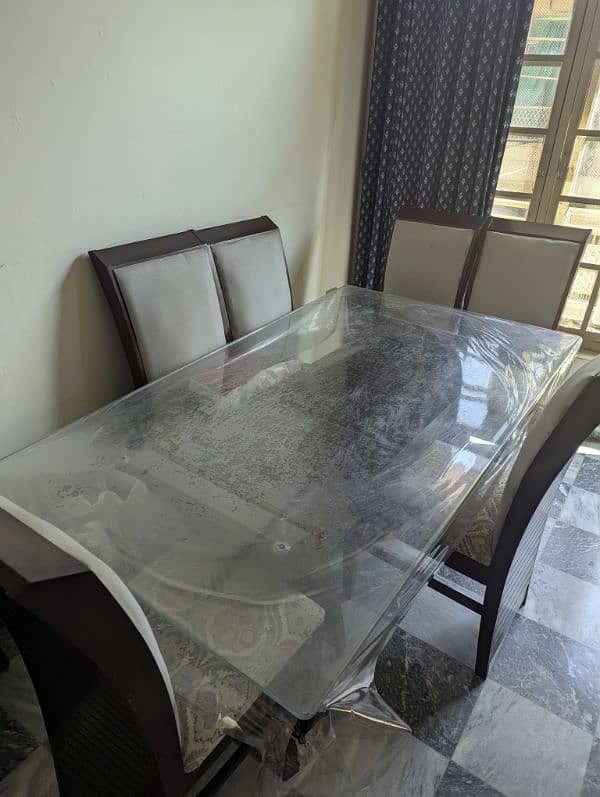 Glass Dining table with 6 chairs 0