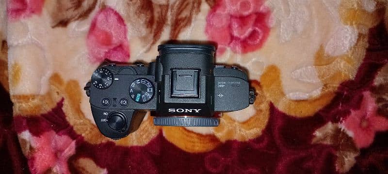 Sony a7iii in 5 months warrenty (warrenty card available) 1