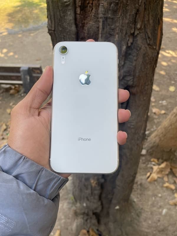 iPhone XR 2