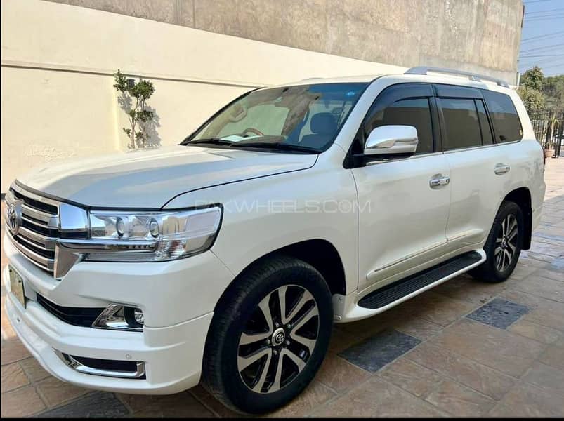 Toyota Land Cruiser 2011 5