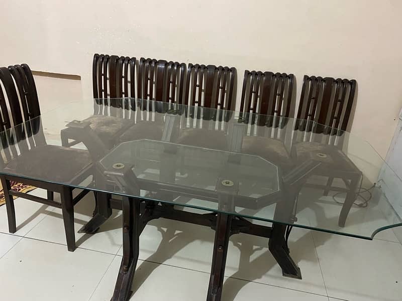 Dinning table 0