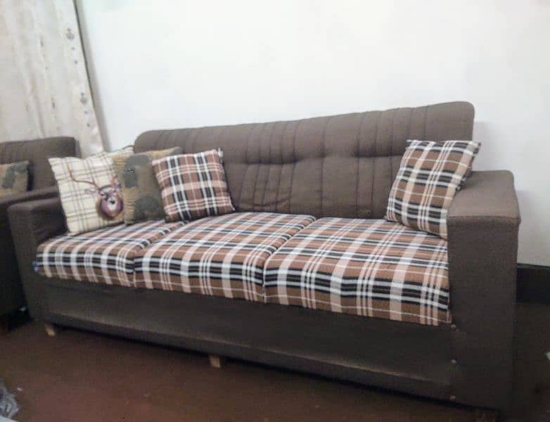 5 Seater Jutte Sofa set Exchange possible 2