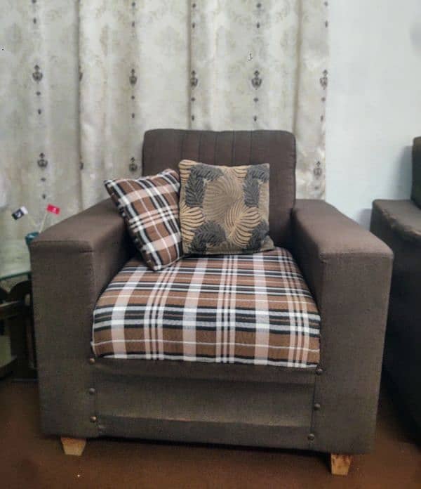 5 Seater Jutte Sofa set Exchange possible 5