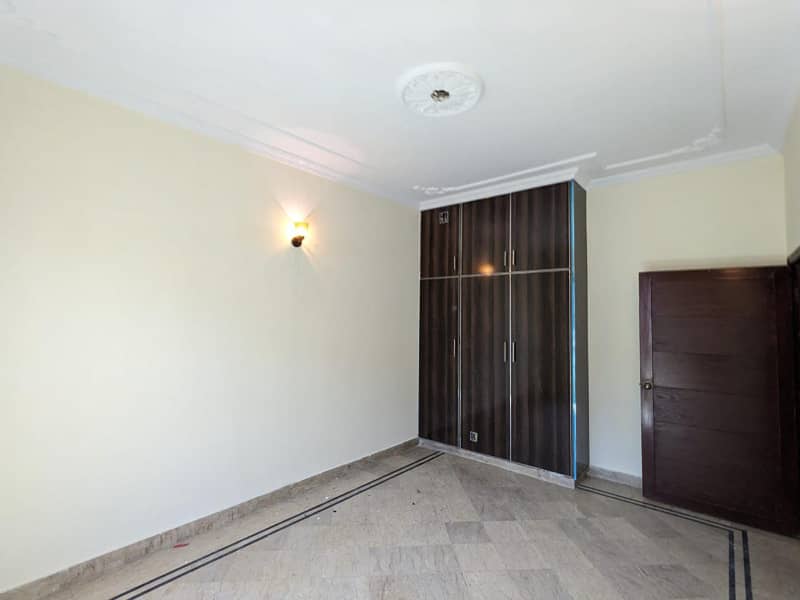 3.5 Marla House for Rent in Block G4 4 Beds, Drawing Room, Single Kitchen | Final Rent 65,000 11