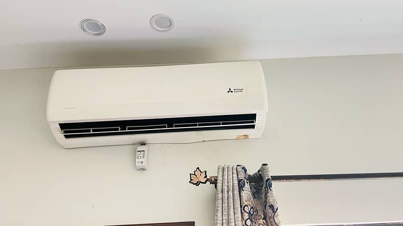 AC for sale urgent 0