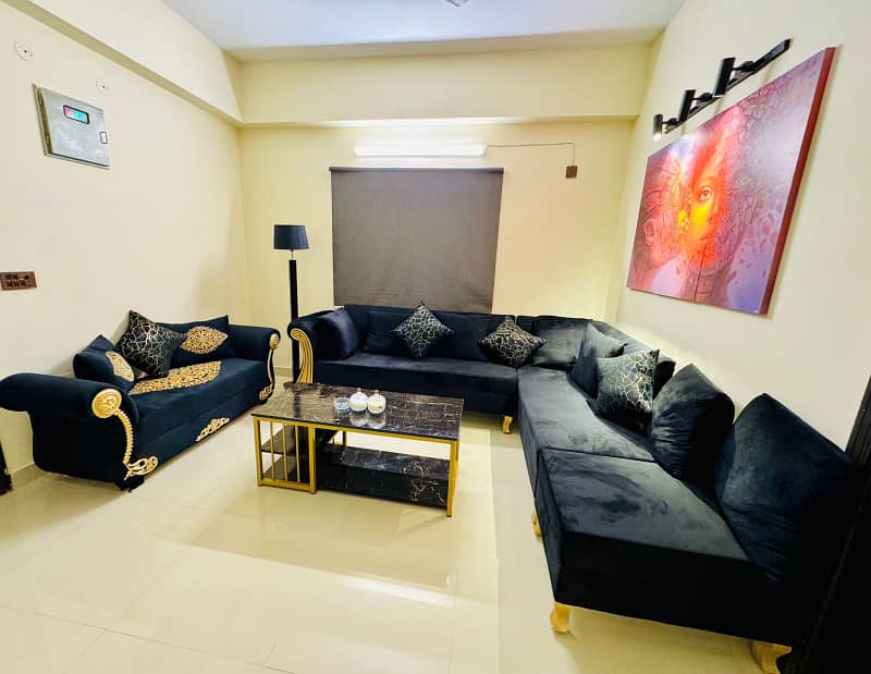 1 bed furnished apartment available for rent par day in Gulberg green Islamabad 1