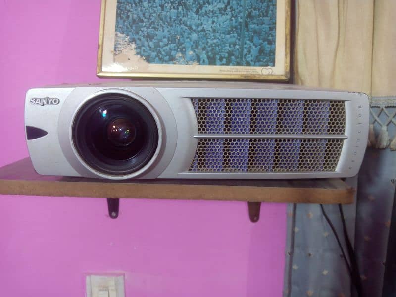 Sanyo japan projector 4