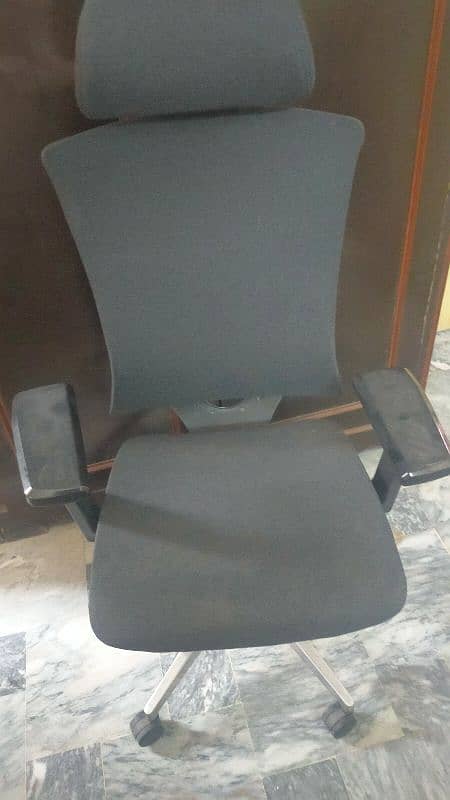 Revolving Office Chair 1