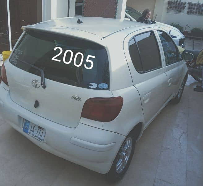 Toyota Vitz 2005 model 1