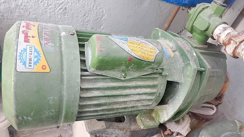 One Month Used Water Pump For Sale 0