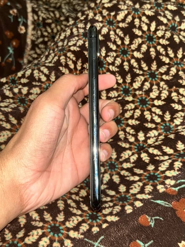 iphone xsmax 64 gb jv black 3