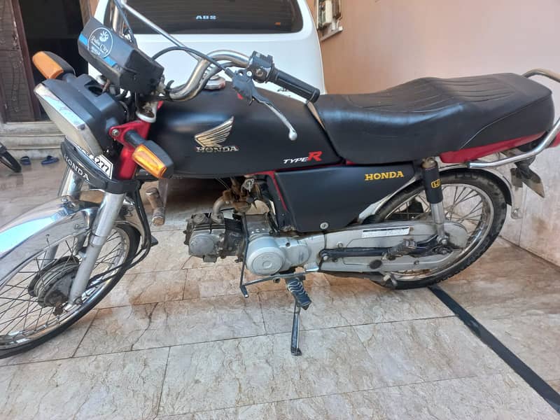 Honda CD 70 2018 1