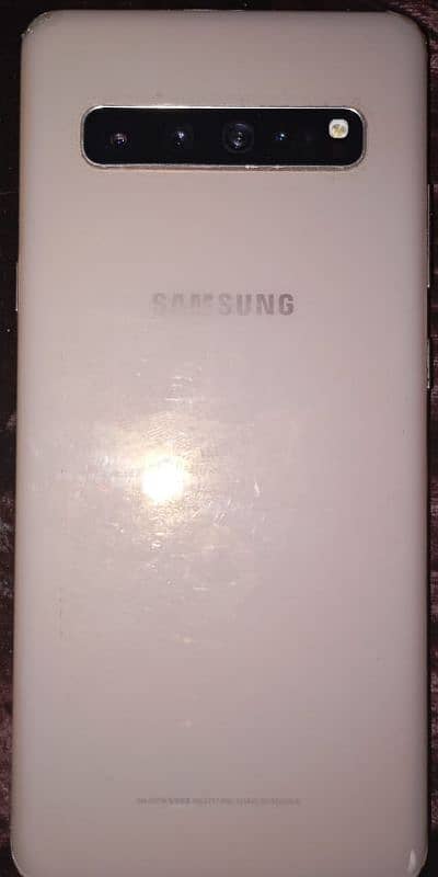 Samsung. s10 5g 8 256 2