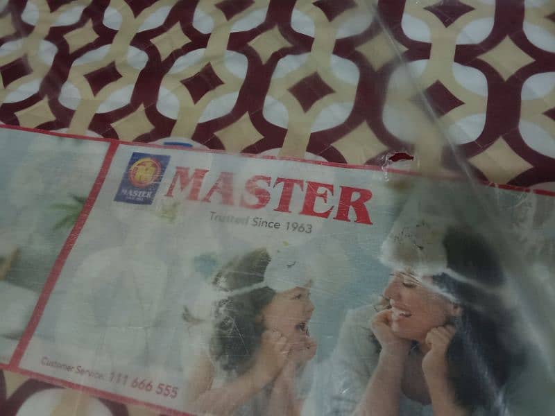 Master campany warranty available 6 years and bilkul ok ha condition 3