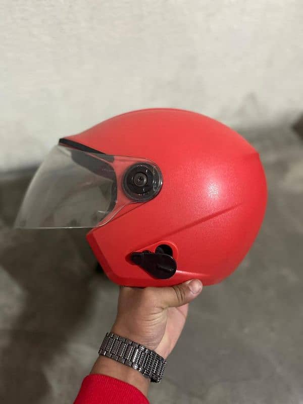 Premium Quality Helmet 1